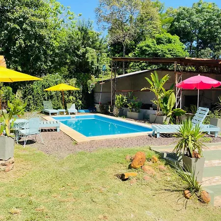 Tuchita House En Cataratas Con Piscina Compartida Parrilla, Cochera Villa Puerto Iguazu Exterior photo